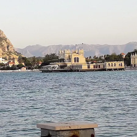 Sicilia Vacanze Long Beach Mondello 2* Palermo